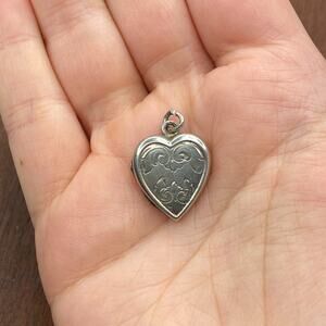 Vintage 925 Sterling Silver Etched Locket Puffy Heart Pendant Bracelet Charm
